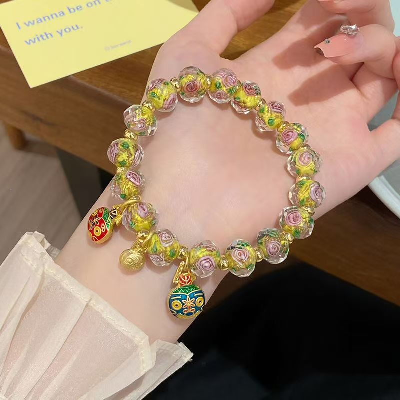 Edisi Terhad Gelang Beast Menelan Gaya Puteri Super Manis dalam Emas Rose Gold 18k